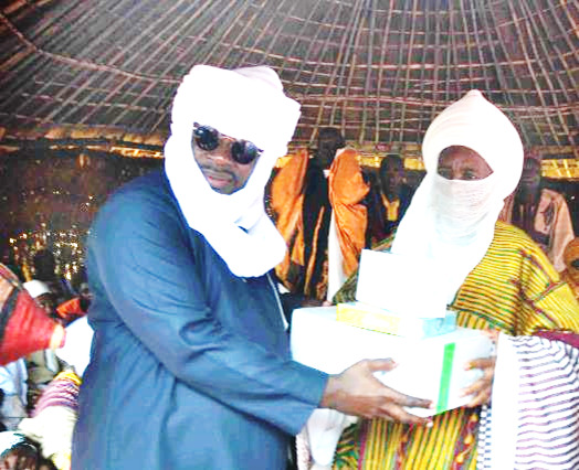 Cameroun: Des ordinateurs offerts au Groupe Scolaire Bilingue Lamido Mohamadou HAYATOU de Ngaoundéré par la Fondation Orange
