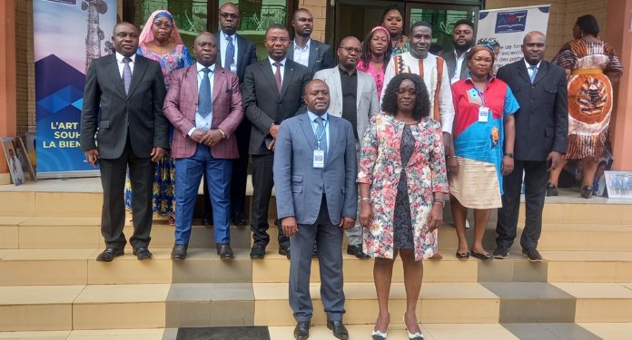 Cameroun : Des personnels de l’ART formés au métier de porteurs de contraintes pour recouvrer des créances auprès des opérateurs et d’autres institutions