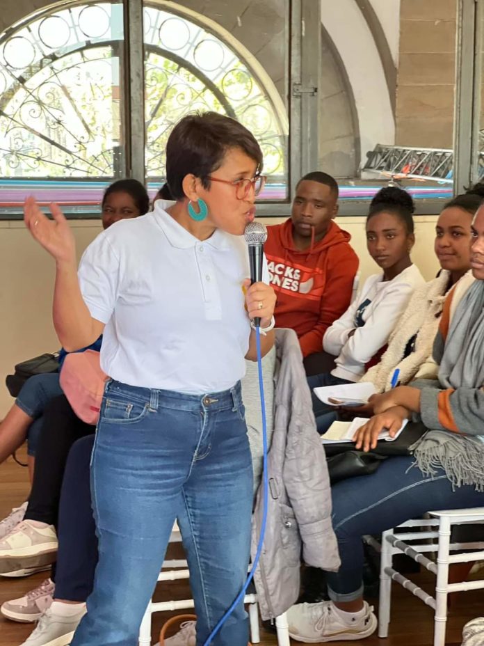 Madagascar : Plus de 200 jeunes embauchés lors de la 2e édition du salon des emplois du numérique, chiffre du groupe Orange
