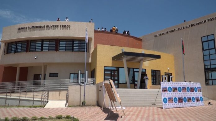 Burkina Faso : Pour pallier ses failles, l’ Université virtuelle met sur pied l’Espace Numérique Ouvert