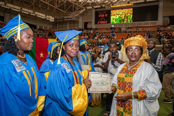 Cameroun : Les promotions 2016-2022 de SUP’PTIC reçoivent leurs parchemins en présence de Minette Libom Li Likeng