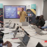 Douglas Mbiandou de 10 000 codeurs 10