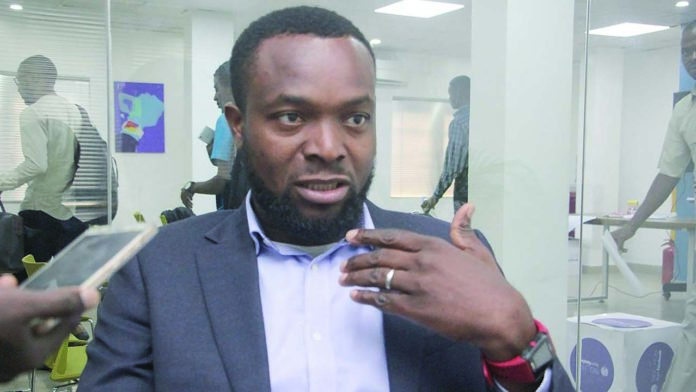 Fibre optique : Dr Bosun Tijani mise sur environ 2 milliards $ pour la couverture complète du Nigeria