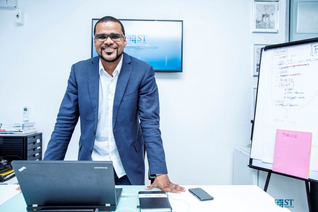 Anthony Same [ST Digital] annonce l'ouverture d'une filiale au RDC
