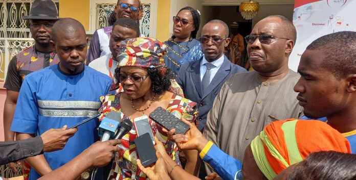 Cameroun : Le CNTS requiert 400.000 poches de sang, une application pour éduquer au don sanguin en gestation