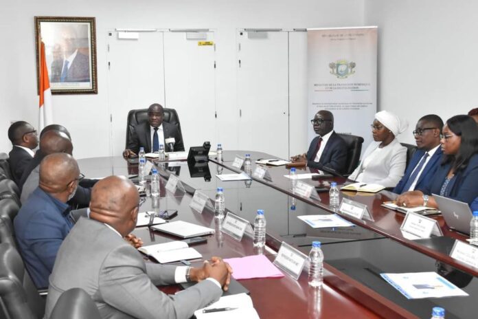 Cote d’Ivoire : le ministre Kalil Konaté satisfait du rôle des opérateurs dans la résolution de la crise internet