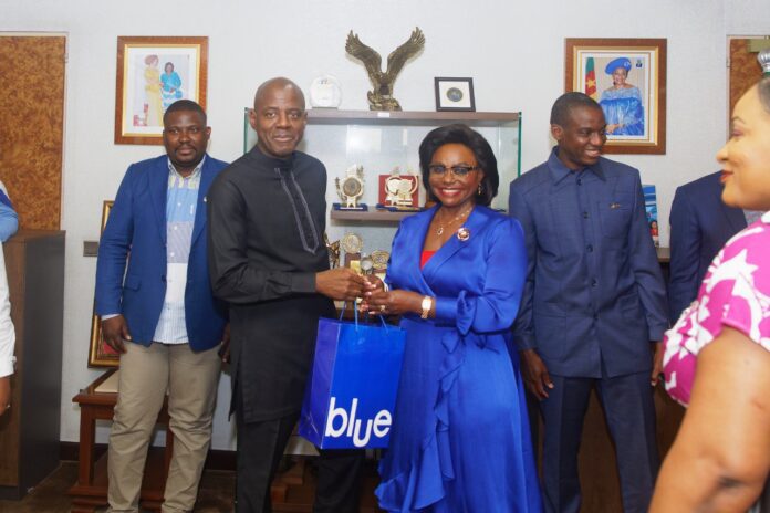 Judith Yah Sunday de Camtel et son homologue Yves Castanou de Congo Telecom vont collaborer