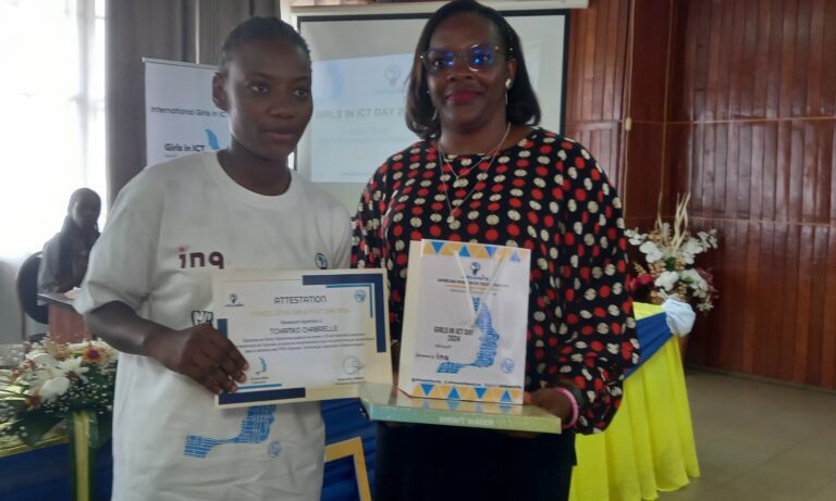 Cameroun : A 22ans, Chabrelle Tchamko « Girl In ICT », tape à l’œil d’ AfricanWits