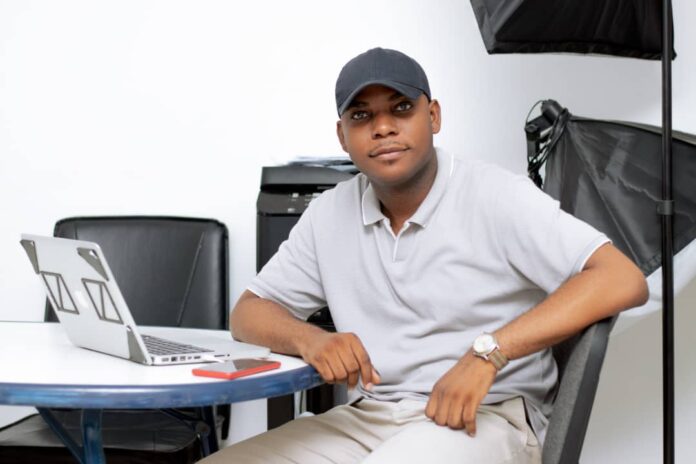 Pour Jacques Eone, le déficit en électricité et en accès à l’Internet plombe l’émergence de l’IA en Afrique