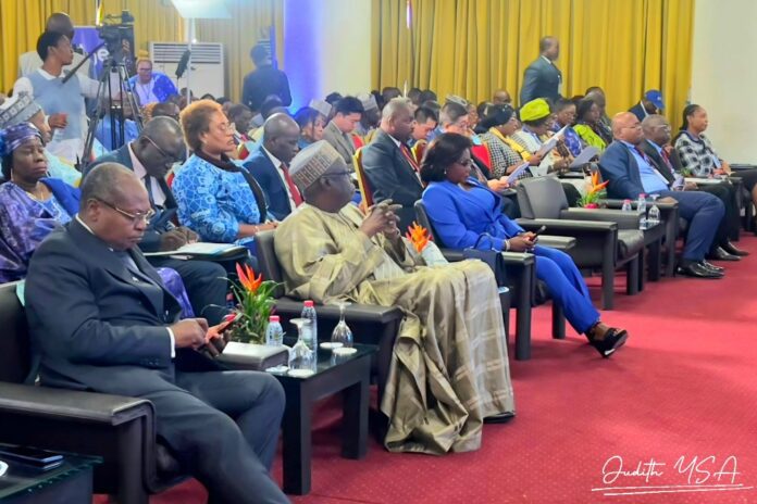 Cameroun : Les parlementaires et Camtel unis pour sécuriser les données personnelles et développer l’Economie numérique