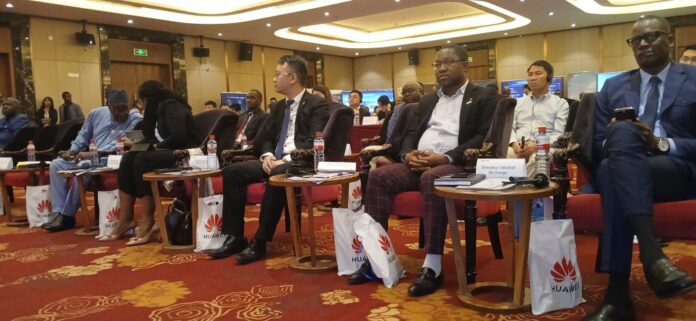 Guinée : Huawei organise le premier Guinea ICT and Energy Mining Summit