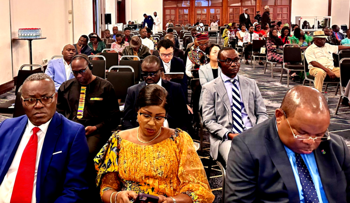 50 ans de Cameroon Tribune. Sauter dans le train du digital ou mourir : ce que doit faire la presse écrite en Afrique