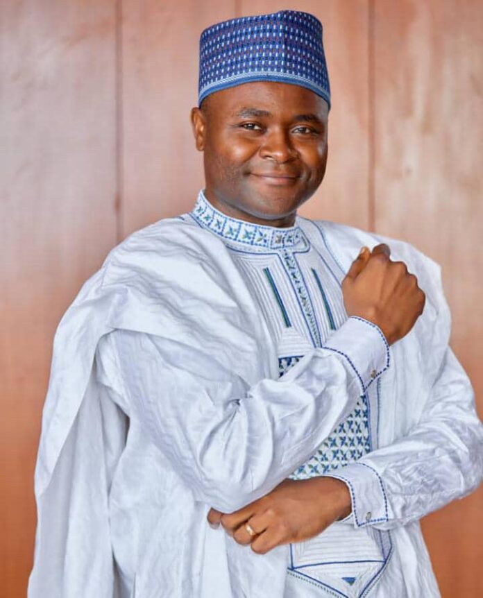 Yves KOM : « Chez Orange, nous croyons au génie des jeunes camerounais et notre rôle est de le révéler ! »