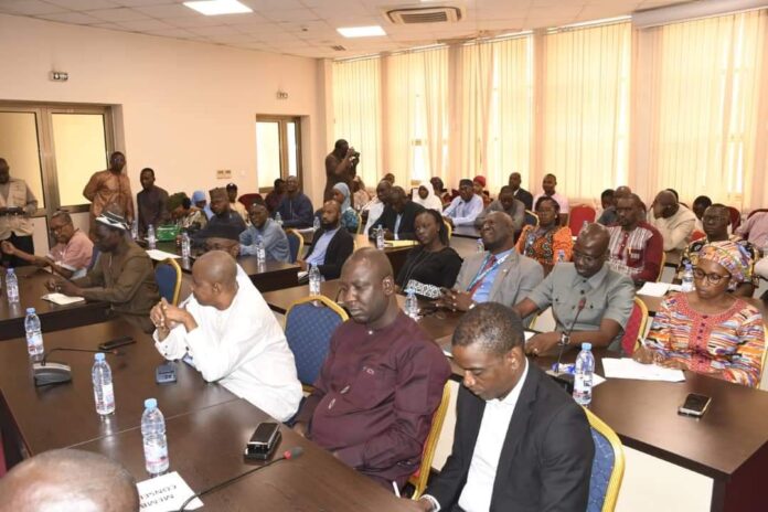 Mali : L’AMRTP édifie les consommateurs sur l’importance de l’identification des cartes SIM