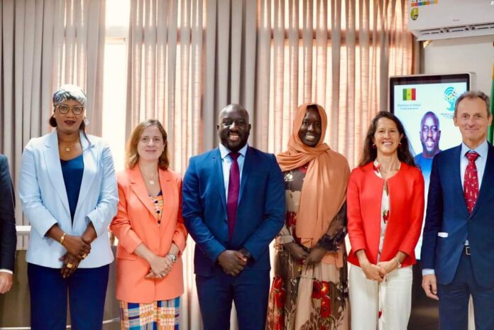 Coopération : Hispasat, le projet espagnol proposé au Sénégal pour connecter le pays