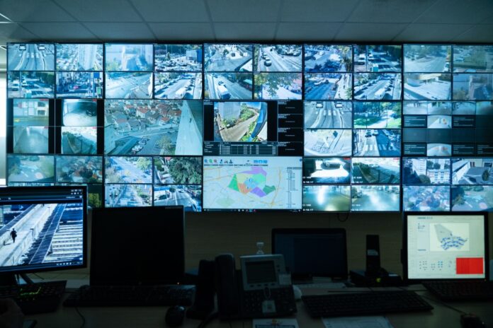 Bénin : La vidéo-surveillance capte 32,17 milliards de FCFA en 2024, les réactions hilarantes des internautes