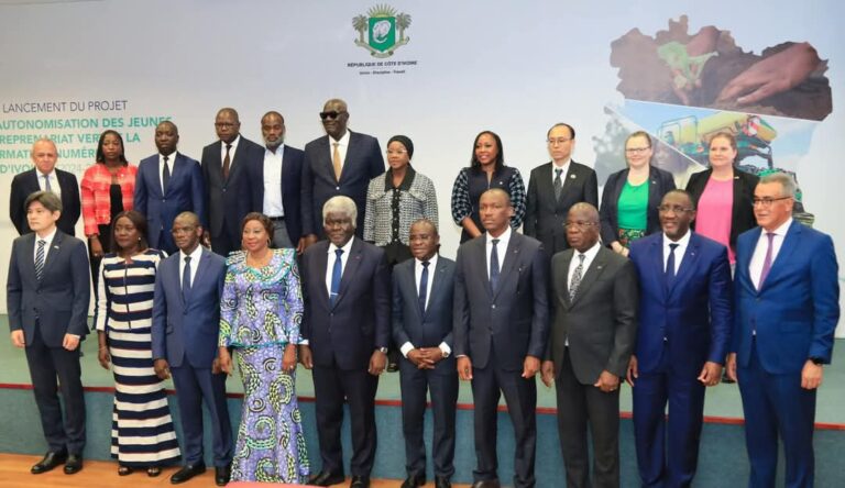 Côte d’Ivoire :  45 000 jeunes bientôt formés aux compétences numériques et à l’entrepreneuriat vert grâce au projet Génie 