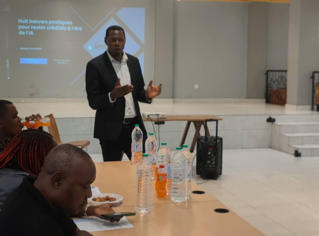 A Douala, l’IA au cœur d’une formation sur la fiabilité de l’information avec l’UPF et Smart Click Africa