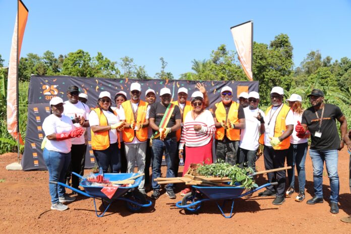 Orange Cameroun fait de Bafoussam III la nouvelle étape de son programme « Green City » avec 1 000 arbres plantés