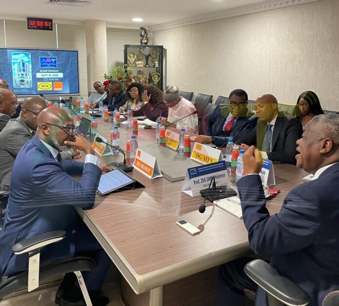 Dégradation des services télécoms au Cameroun : l’ART sonne l’alerte et convoque MTN et Orange