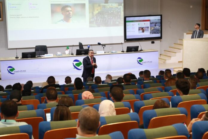 Algérie : Le gouvernement s’abonne aux créateurs de contenu pour développer le paysage numérique