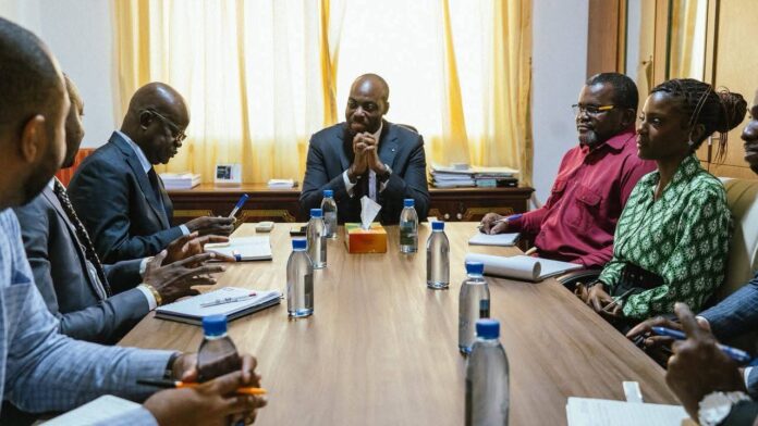 Demande E-visa/Gabon: Mark Alexandre Doumba et des opérateurs font le point sur les projets de paiements électroniques