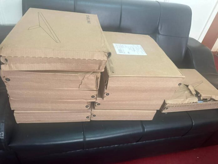 Cameroun : La Douane saisit des kits Starlink alors que l’arrivée officielle de l’opérateur se précise