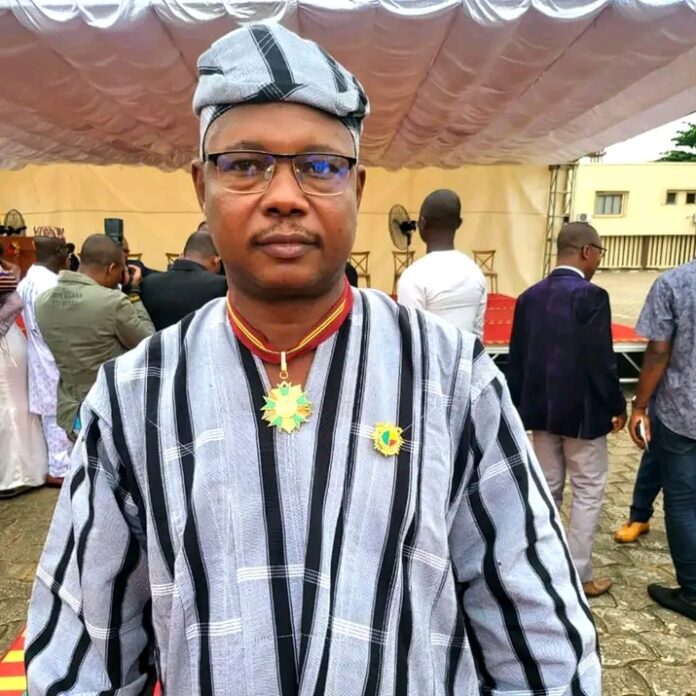 Bénin : « C’est jour de fête », le message WhatsApp qui a coûté cinq ans de prison à un ex-député Bénin : « C’est jour de fête », le message WhatsApp qui a coûté cinq ans de prison à un ex-député