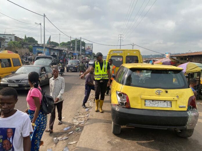 RD Congo : La taxe de stationnement vire au numérique à Kinshasa RD Congo : La taxe de stationnement vire au numérique à Kinshasa