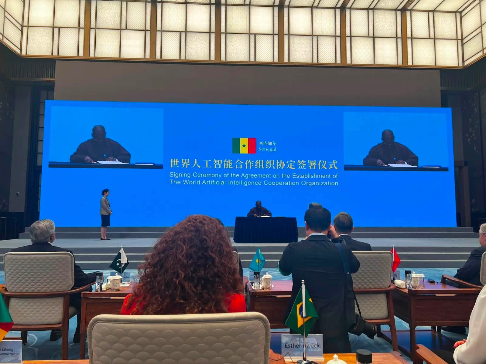 Sénégal : Samba Diouf signe l’accord portant création de l’Organisation mondiale de la coopération sur l’intelligence artificielle