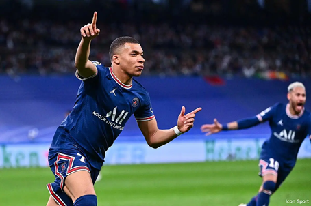 Kylian Mbappé et Rayan Cherki : ces stars des Bleus qui refusent de promouvoir les paris sportifs Kylian MBAPPE et 1Xbet