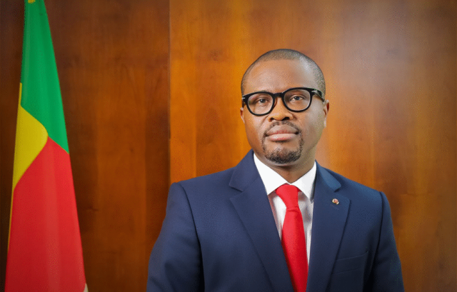 E-administration/Bénin : Le président Romuald Wadagni met le turbo grâce à une « réforme historique » E-administration/Bénin : Le président Romuald Wadagni met le turbo grâce à une « réforme historique »