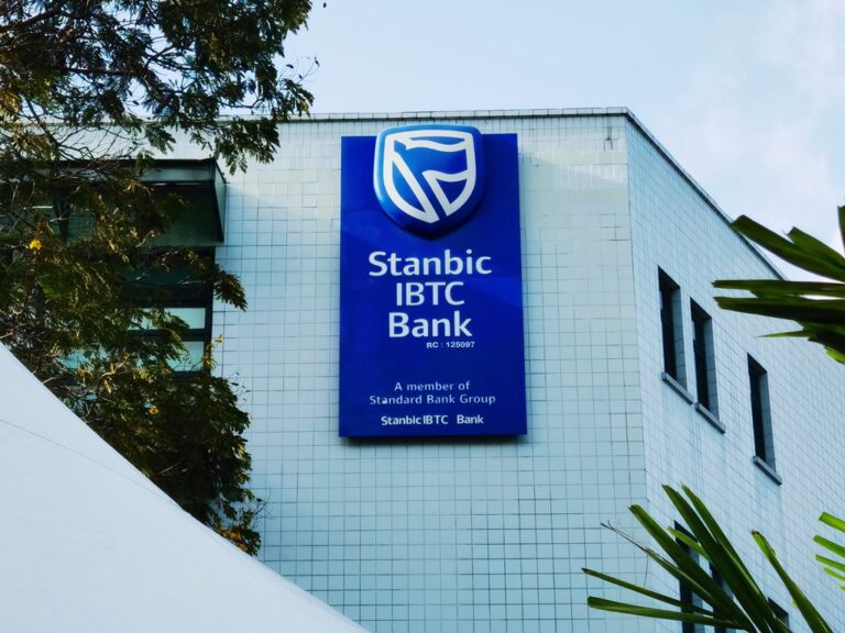 Nigeria : Stanbic IBTC Bank devra payer 6 250 000 francs CFA à deux anciens clients pour usage illicite de leurs données