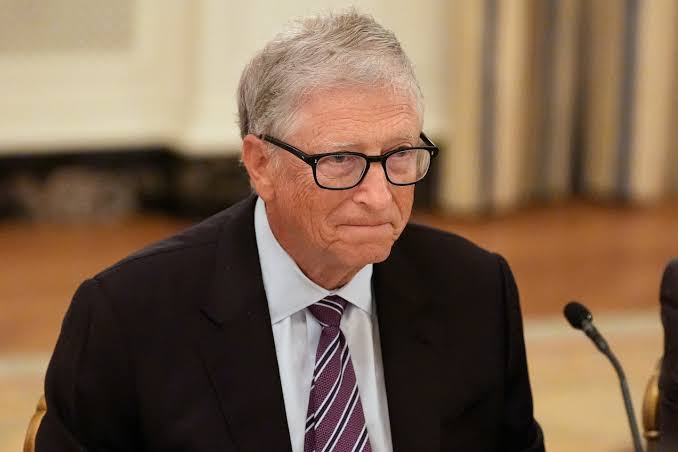 Bill GATES