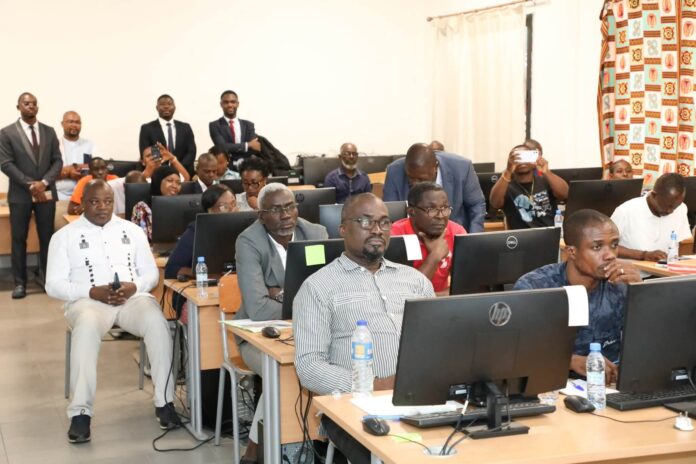 Côte d’Ivoire : Les enseignants du technique montent en compétences numériques Côte d’Ivoire : Les enseignants du technique montent en compétences numériques