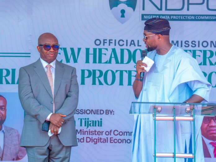 Données/Nigeria : L’Etat reprend la NDPC après plus de $9 millions de recettes générées en 3 ans Données/Nigeria : L’Etat reprend la NDPC après plus de $9 millions de recettes générées en 3 ans