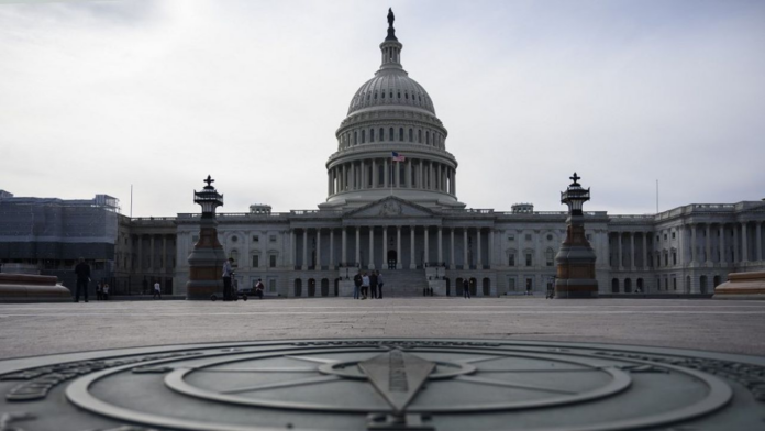 États-Unis : les géants de l’IA mobilisent 140 millions de dollars pour peser sur le prochain Congrès USA